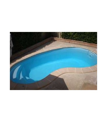 Piscina poliéster - Modelo Menorca. Europa Piscinas